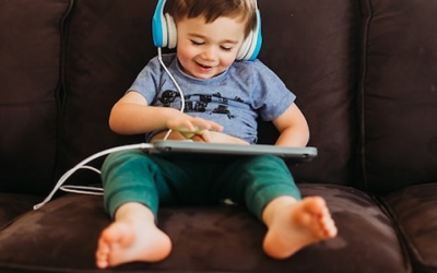 Turn down the volume on kids’ headphone use